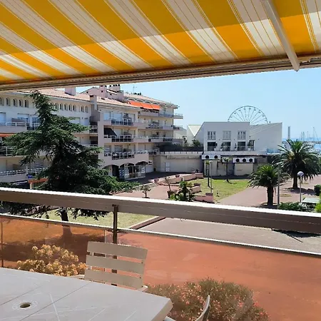 شقة Terrasse Xxl Pour Cet Au Port De St Cyprien